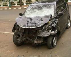 In a recent event, there was a car crash near the In a recent event, there was a car crash near the monument on January 22, 2012. Nine people standing on the pedestrian path were killed in the acciden